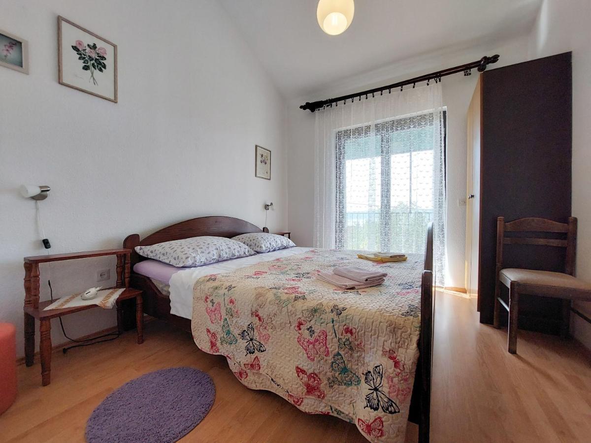 Apartments Vilim Пинезичи Экстерьер фото